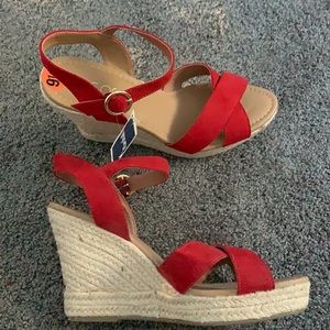 Sugar Red Faux Suede Espadrille Wedges Size 9.5